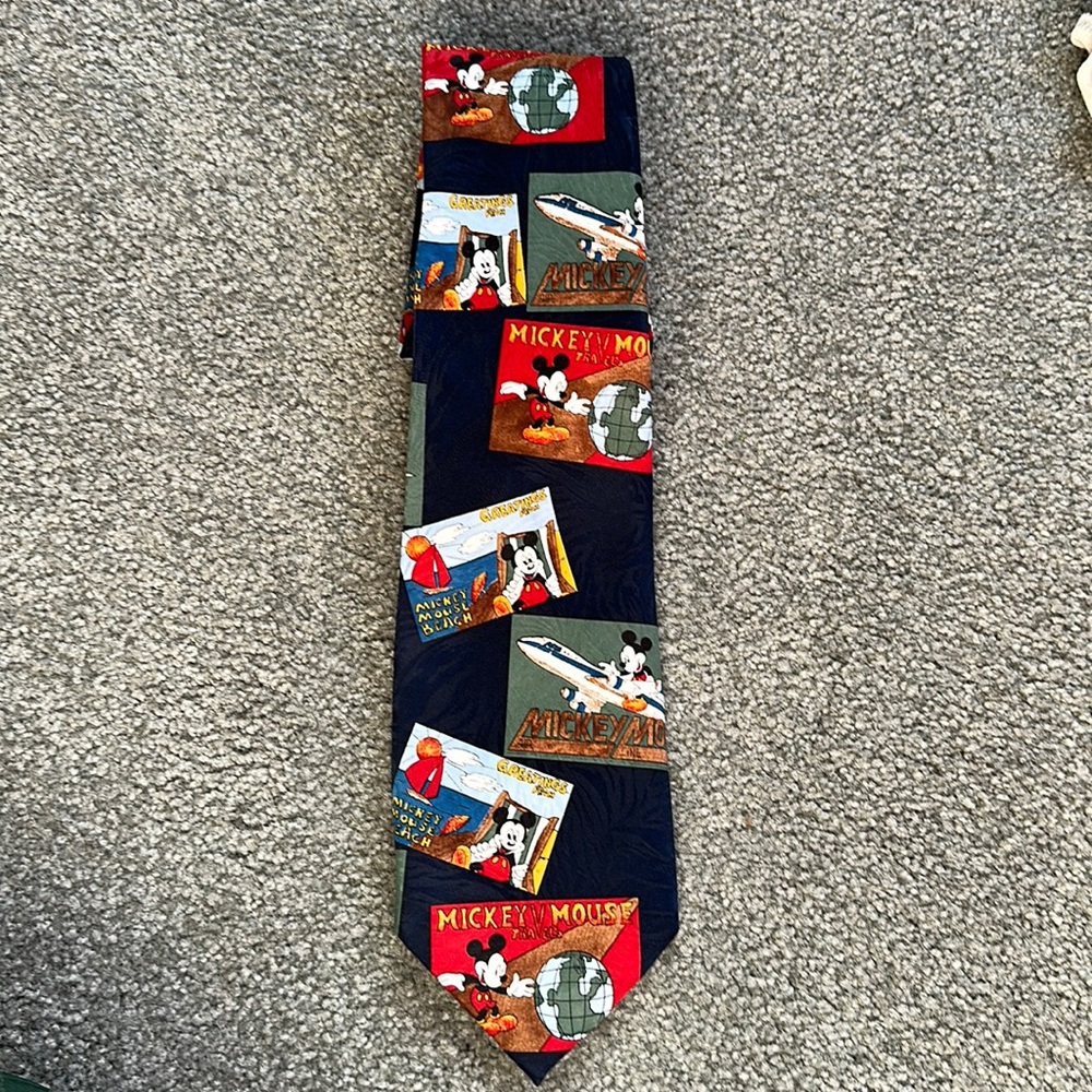Disney Mickey Mouse Travel Tie